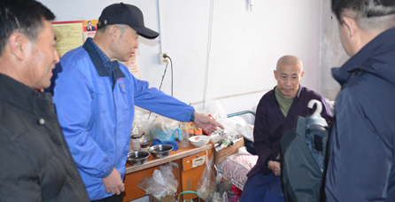 敬老院慰問(wèn)